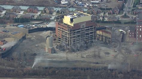 Conners Creek Power Plant Imploded In Detroit On Dec 13 2019 Youtube