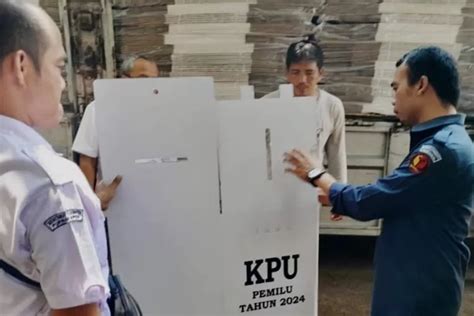 Logistik Pemilu 2024 Telah Berdatangan Ke KPU Kini Bawaslu Purwakarta