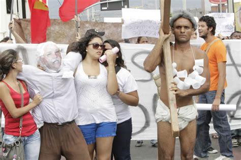 DIÁRIO CARIRI Juazeiro do Norte CE Protestos são retomados no Sete de