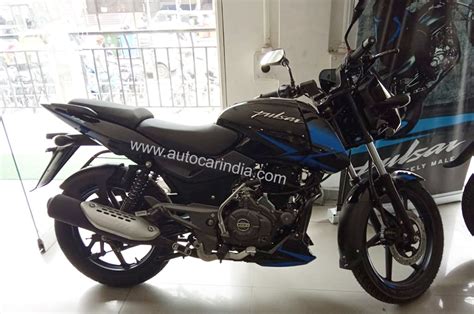 Bajaj Pulsar 125 Split Seat Variant Reaches Dealers Autocar India