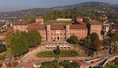 Musica E Cultura Al Castello Di Moncalieri Con La Mostra Larte Del