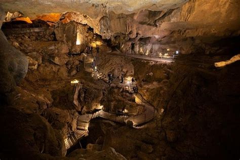 Visita Guiada Por Las Grutas De B Tharram En Saint P De Bigorre