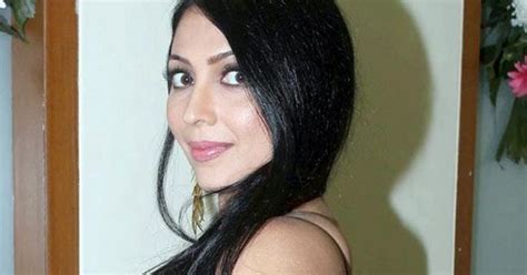 South Actress Kalpana Pandit Hot Photos Actress Navel Show Photos