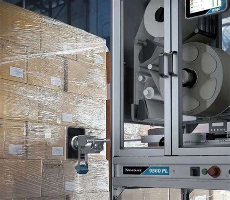 Pallet Labeler Delivers Reliable Automated Pallet Labeling