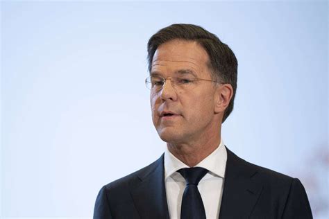 Dutch PM Apologises For 250 Years Of Slavery - Mikey Live