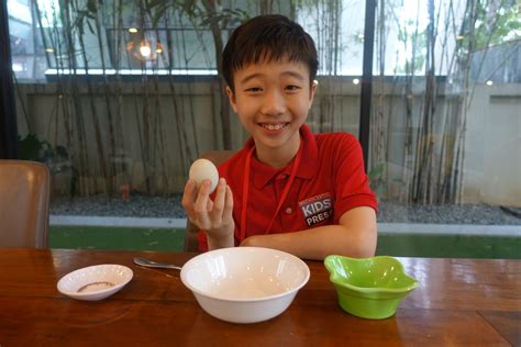 What Is a Balut? | Kid Reporters' Notebook | Scholastic Inc.