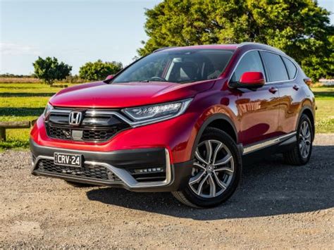 Honda Cr V Review Price And Specification Carexpert