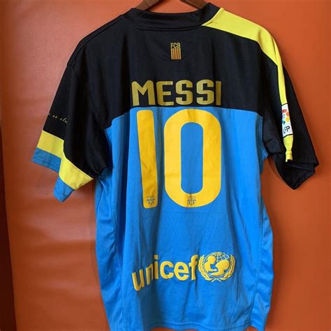 Nike FC Barcelona Messi Jersey Good condition... - Depop