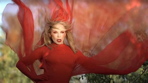 Kylie Minogue Anticipa Su Nuevo Disco Tension Con El Tema Padam Padam