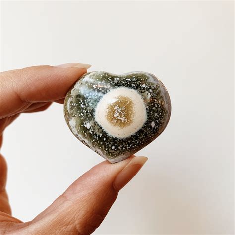 Throat Chakra Crystals for Healing and Balance – Almanac Supply Co.