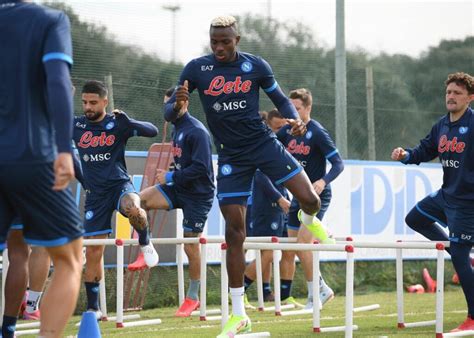 Allenamento Napoli Il Report Malcuit Ha Svolto Lavoro In Palestra