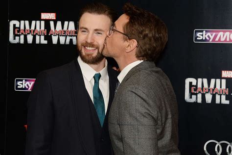 Chris Evans And Scarlett Johansson Kiss