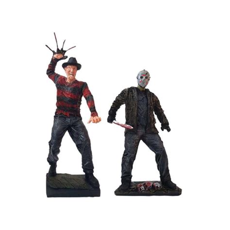 Kit Boneco Freddy Krueger 22Cm Jason Sexta Feira 13 19Cm em Promoção