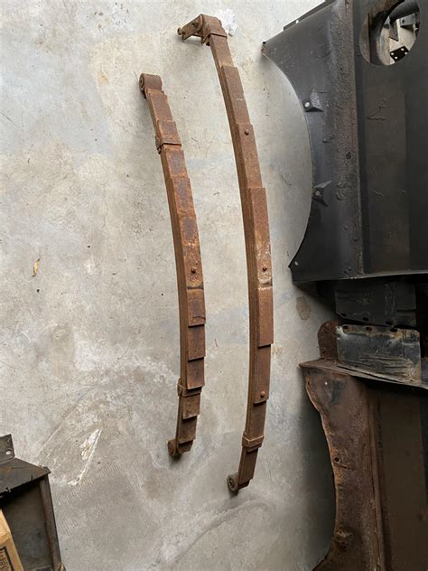 Leaf Spring Identification