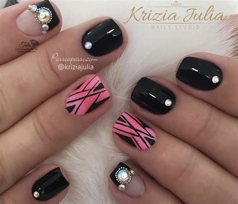 Unhas geométricas decoradas Modelos de nail art que VÃO BOMBAR