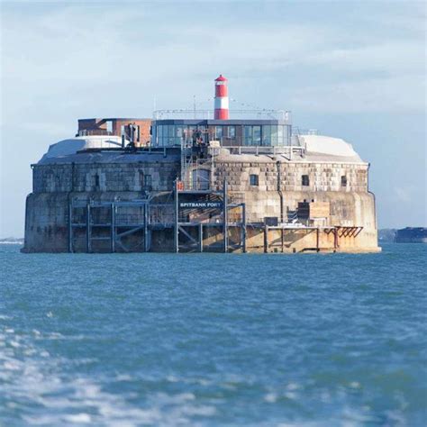 Southsea pier by mark rutley at picturesofengland com – Artofit