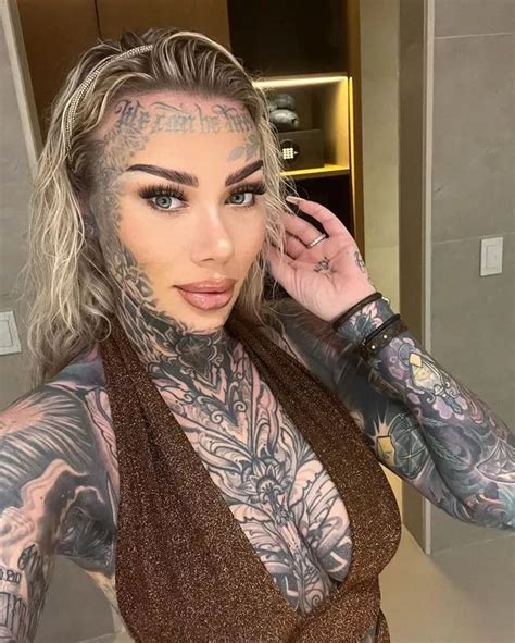 Britain S Most Tattooed Woman Shows Off K Ink Collection In Sexy