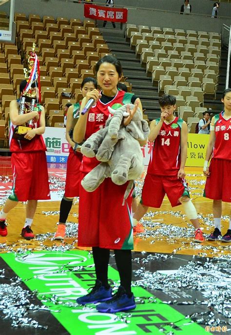 Wsbl》國泰女籃23冠到手 姜鳳君獲冠軍賽mvp（影音） 自由體育