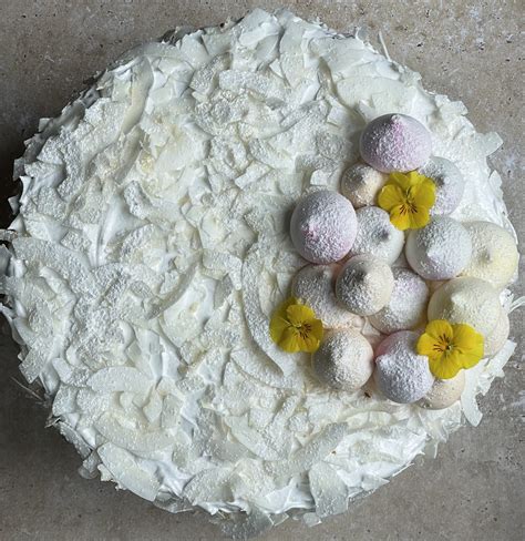 Coconut and meringue cake - Irini Tzortzoglou