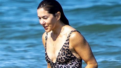 Princess Mary Shows Off Her Great Figure In Beach Holiday Photos Nt News