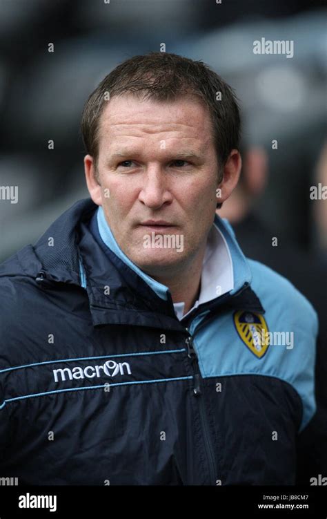 SIMON GRAYSON LEEDS UNITED MANAGER LEEDS UNITED MANAGER PRIDE PARK DERBY ENGLAND 26 December ...