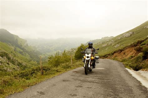 Las Mejores Rutas Para Conocer Espa A En Moto Ruralka On Road