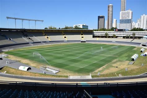 Atlético GO x São Paulo mais de 15 mil ingressos vendidos para