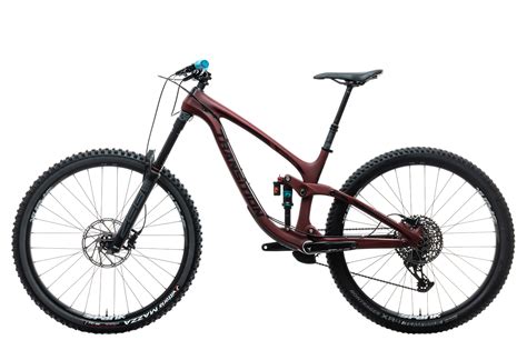 2019 Transition Bikes Sentinel Carbon