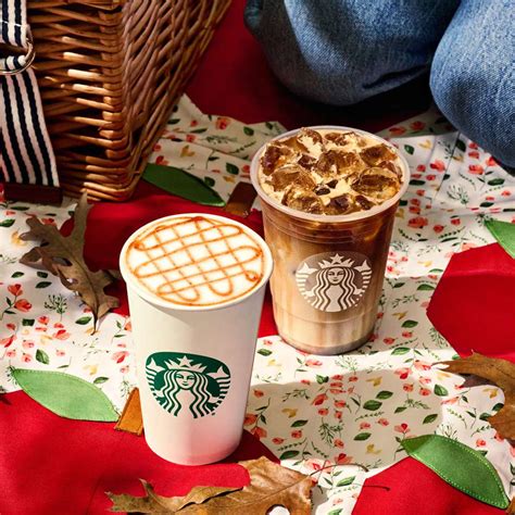 Starbucks Pumpkin Spice Latte Is Back Plus There S A New Fall Drink