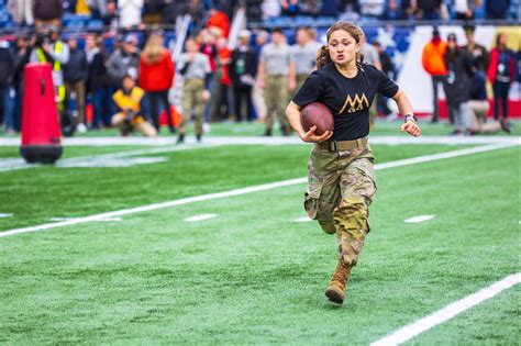 The Army-Navy Game Experience | Article | The United States Army