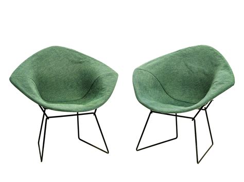 A Pair of Vintage Knoll Harry Bertoia Diamond Chairs| Artzze