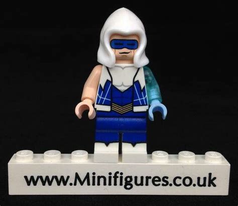 Pin By Cr On Lego Dc Minifigs Mini Figures Lego Creations Lego Projects