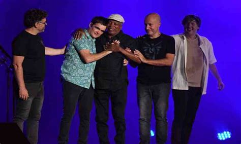 Skank Milton Nascimento volta ao palco para o último show da banda