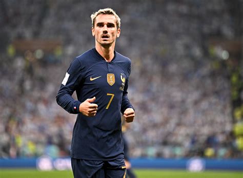 Déçu de ne pas être capitaine Griezmann songerait à la retraite