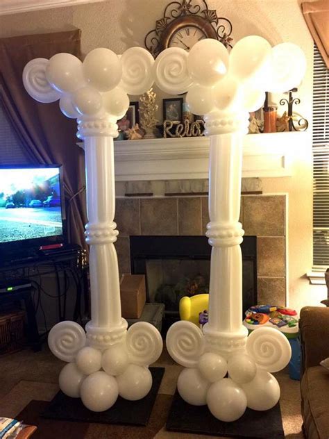 Pin By Klerya On Balão Balloon Centerpieces Balloon Pillars Wedding