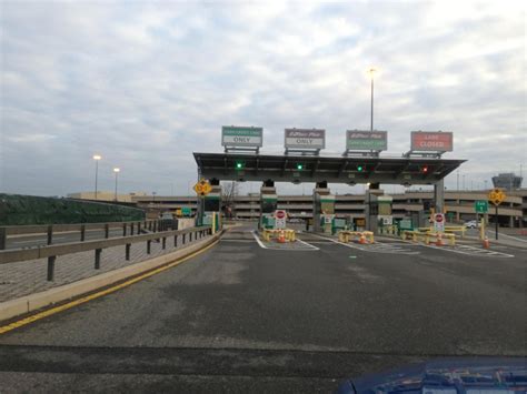 EWR - Short Term Parking B - Parking in Newark | ParkMe