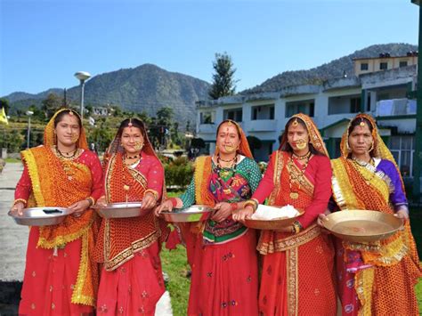 Uttarakhand Traditional Dress: A Peek Into The Tradition Of Devbhoomi