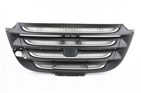 DAF XF 106 EURO6 MASKA GRILL KRATA ATRAPA DOLNA LI 12728357001