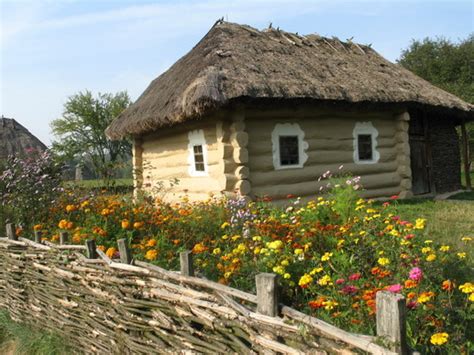 Discover Ukraine - Traditions and Lifestyle