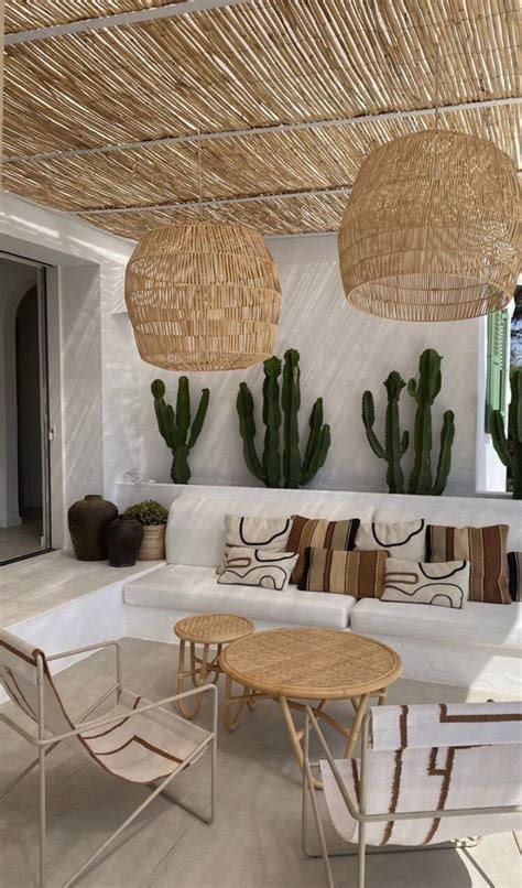 20 Moroccan Decor Ideas for Exotic and Glamorous Outdoor Rooms インテリア