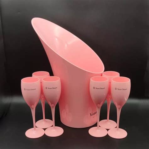 Veuve Clicquot Champagne Ice Bucket Flutes New And Unused Pink