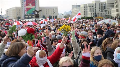 Der Protest Der Frauen In Belarus Niedergeschlagen Aber Nicht