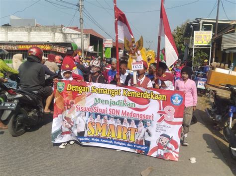 Pawai Karnaval Peringati Hut Ri Ke Di Pamanukan Subang Berlangsung