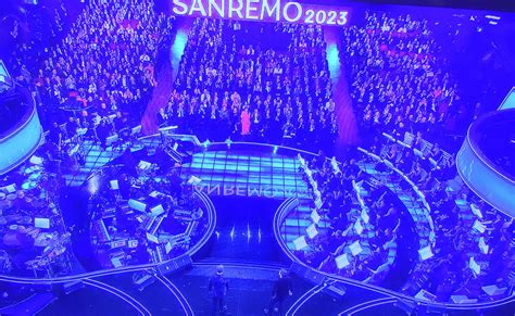 Sanremo 2023 La Quarta Serata Duetti E Cover Topnewspop