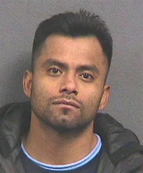 Police Continue Searching For Escapee Who Re Entered U S Illegally