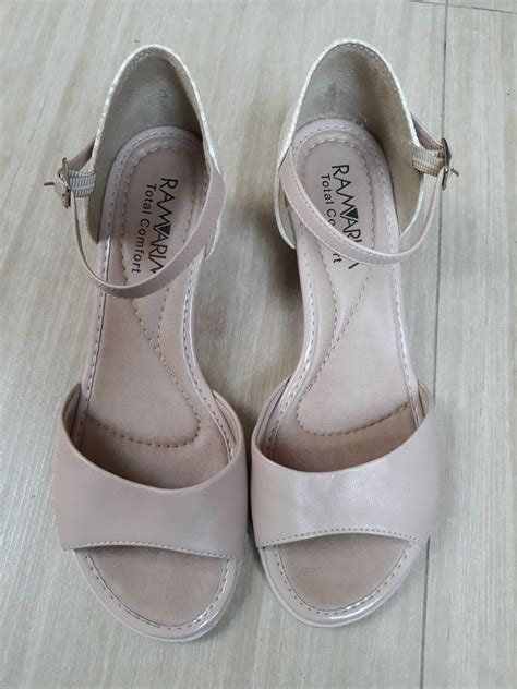 Sandália Anabela Nude Total Comfort Sandália Feminina Ramarim Usado enjoei