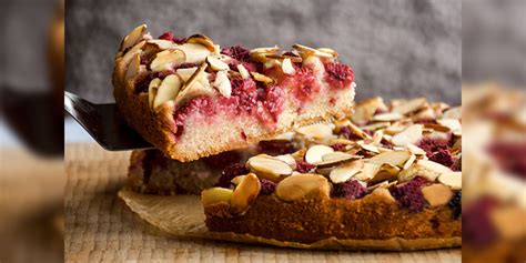 Easy Step By Step Raspberry Bakewell Cake Recipe