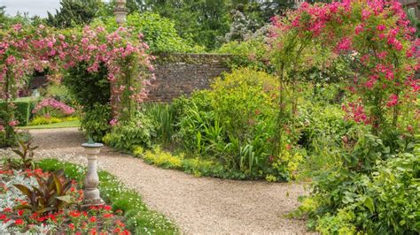 Victorian garden design: 5 key elements for your backyard | Homes & Gardens