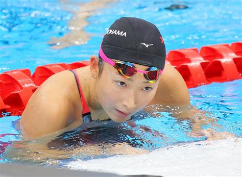 池江璃花子が首位で決勝へ 50m自由形 2種目目のパリ切符狙う ライブドアニュース