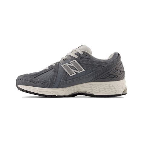 New Balance Nb R Grey Titanium M Rv